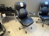 LA-Z-BOY EXECUTIVE ROLLING OFFICE CHAIR