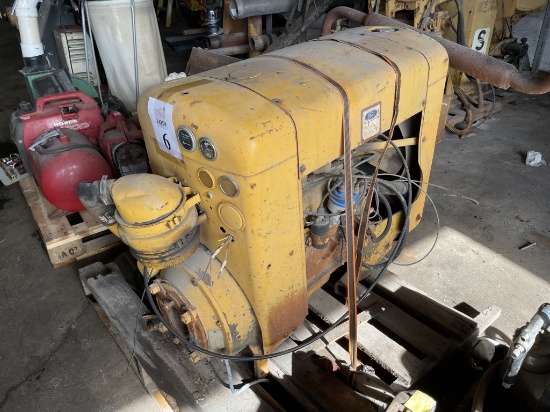 FORD 4 CYLINDER GAS ENGINE WITH PTO