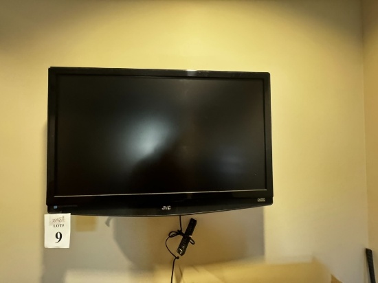 42" JVC LCD TV W/WALL MOUNT AND REMOTE CONTROLLER