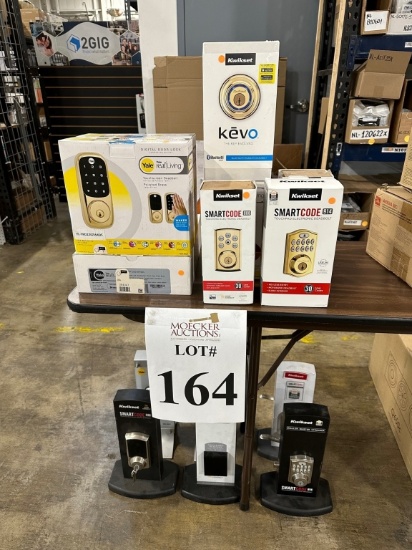 LOT CONSISTING OF KWIKSET AND SMART DEADBOLTS