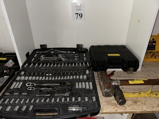 LOT CONSISTING OF RACHETS AND WRENCHES IN CASE