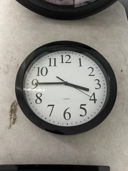 LOT CONSISTING OF ASSORTED TIME CLOCKS