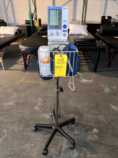 OMRON  HEALTHCARE BLOOD PRESSURE MACHINE