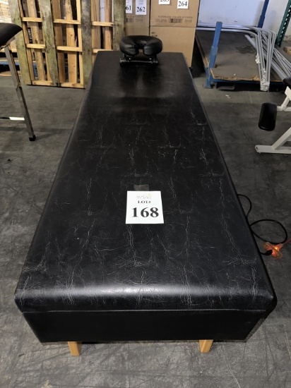 HERITAGE 10 ROLLING MASSAGE TABLE