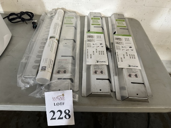 LOT CONSISTING OF PREPAK WEBSLIDE EXERCISE RAIL