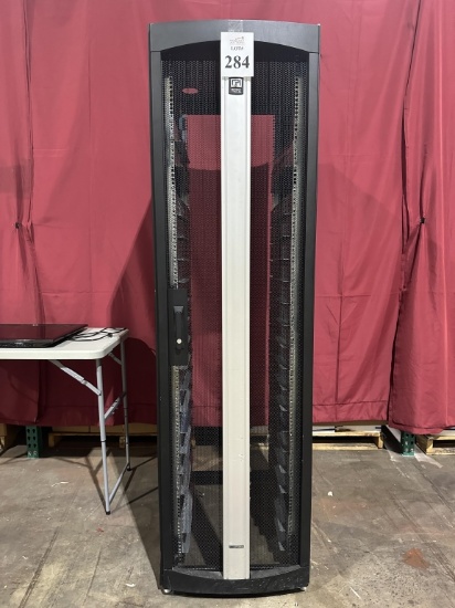 CHATSWORTH SERVER RACK