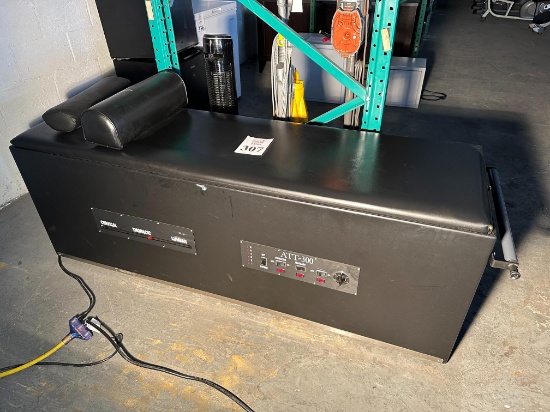 PIVOTAL SPINALATOR ROLLER MASSAGE TABLE