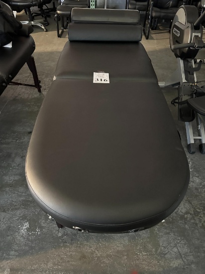 FOLDING PORTABLE MASSAGE TABLE
