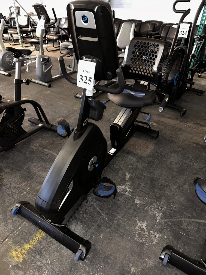 NAUTILUS R618 RECUMBENT BIKE