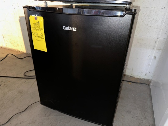 GALANZ MINI FRIDGE