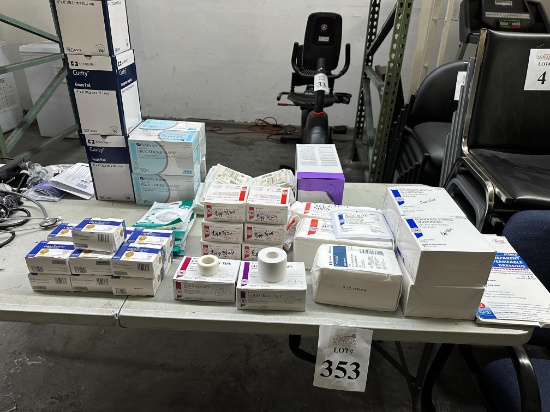 LOT CONSISTING OF MEDICAL SUPPLIES