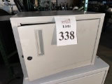 WALL AND DESK CHARGING STATIONS