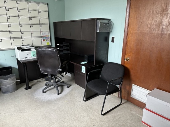 LOT CONSISTING OF L-SHAPED DESK WITH HUTCH