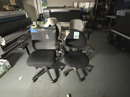 LOT CONSISTING OF (4) OFFICE CHAIRS