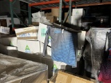 PALLET CONSISTING OF MISCELLANEOUS APPAREL IN