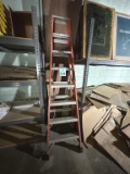 8' FIBERGLASS A-FRAME LADDER