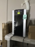 PORTABLE AIR CONDITIONING UNIT