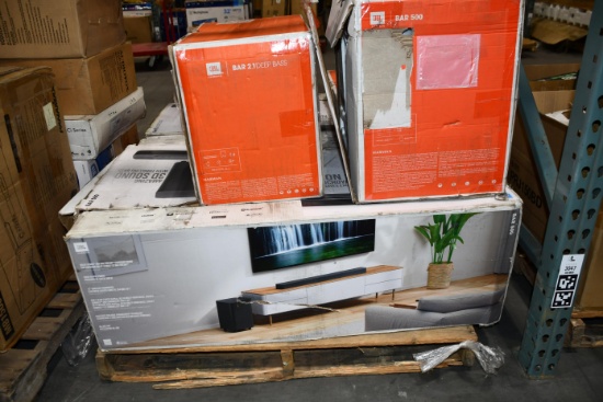 LOT CONSISTING OF RETURNED ELECTRONIC GOODS