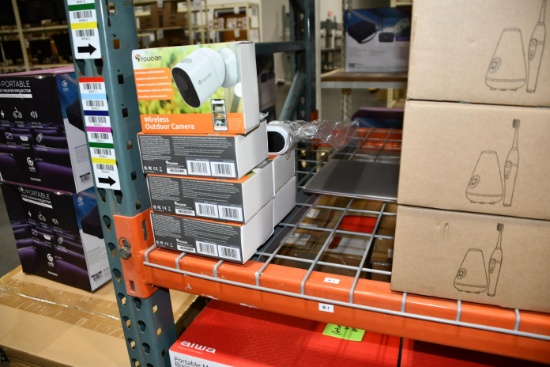 LOT CONSISTING OF RETURNED ELECTRONIC GOODS