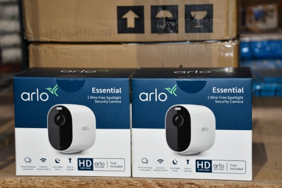 ARLO ESSENTIAL WIRED FREE SPOTLIGHT SECURITY