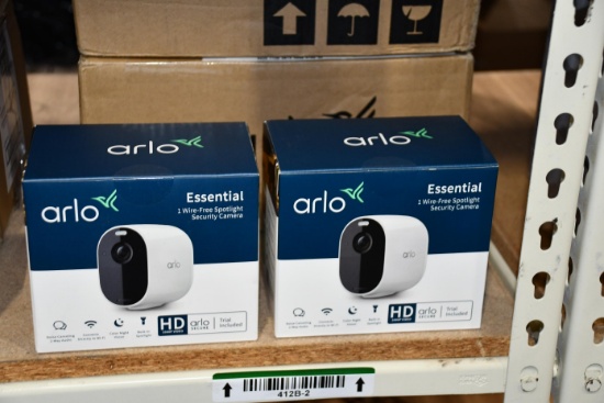 ARLO ESSENTIAL WIRED FREE SPOTLIGHT SECURITY