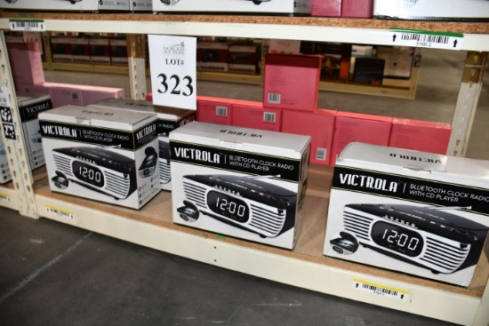 VICTROLA BLUETOOTH CLOCK RADIO WITH CD PLAYER