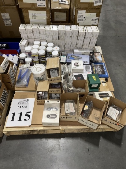 LOT CONSISTING OF ASSORTED ACCESSORIES (NEW)