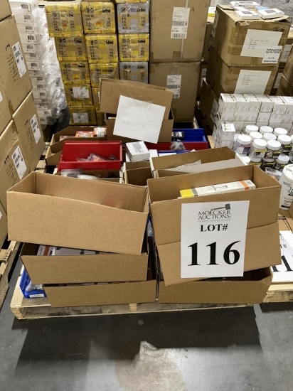 LOT CONSISTING OF ASSORTED AUTOMOTIVE ACCESSORIES (NEW)