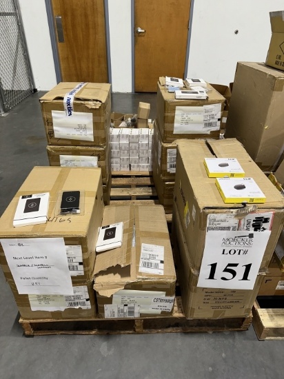 LOT CONSISTING OF ELECTRONIC ACCESSORIES (NEW)