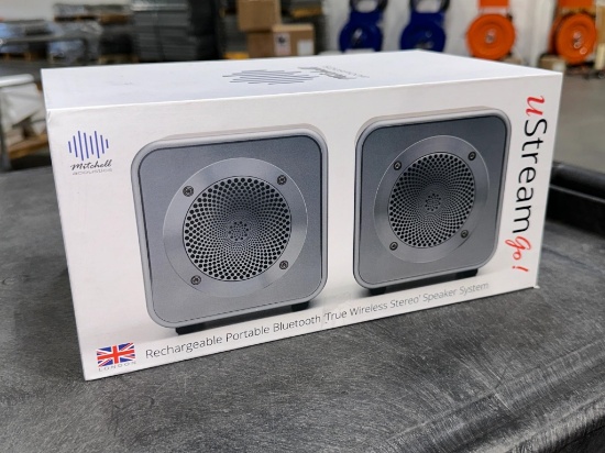 CASE OF MITCHELL ACOUSTICS DEMO SPEAKER SYSTEM (NEW)
