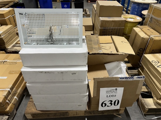 LOT CONSISTING OF MOUNTING ACCESSORIES (NEW)