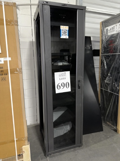 LOT CONSISTING OF USED COMPONENT RACK