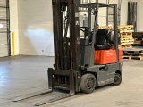 TOYOTA 3 STAGE PROPANE FORKLIFT