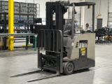 CROWN RC 5500 SERIES ELECTRIC FORKLIFT