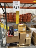 LOT CONSISTING OF ASSORTED ELECTRONIC ACCESSORIES  (NEW)