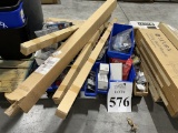 LOT CONSISTING OF ASSORTED AUDIO ACCESSORIES (NEW)