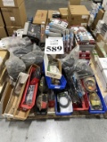 LOT CONSISTING OF INSTALLER'S ACCESSORIES (NEW)