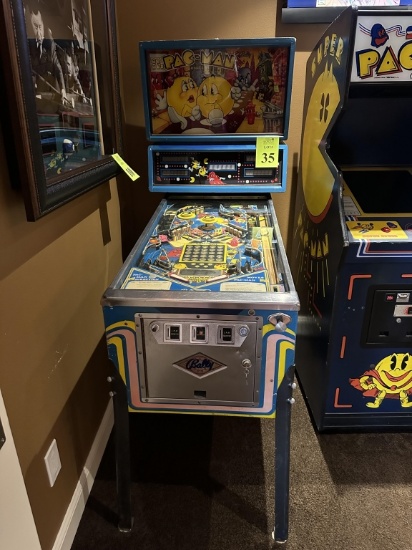 MR. AND MRS. PAC MAN PINBALL MACHINE