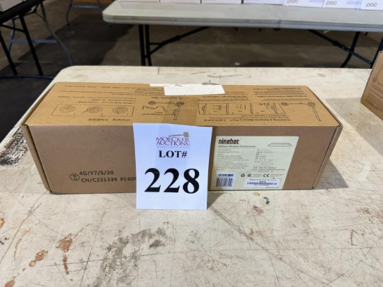 NINEBOT BATTERY KICKSCOOTER (NEW IN BOX)