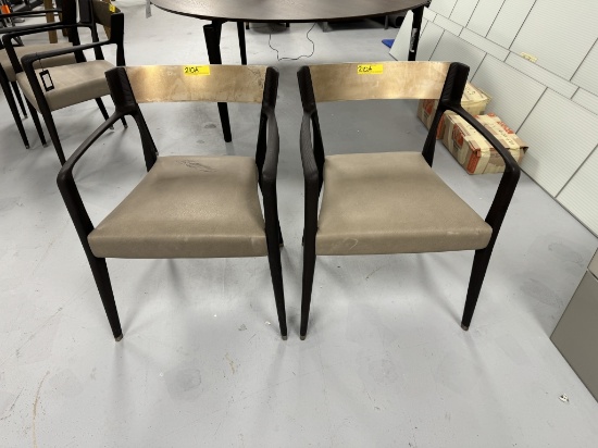 HENGE CHAIR VA