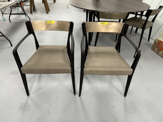 HENGE CHAIR VA