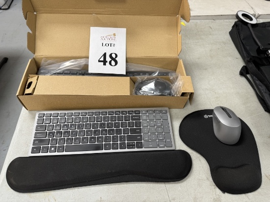 DELL WIRELESS KEYBOARD AND MOUSE SET