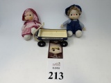 LOT CONSISTING OF ASSORTED COLLECTIBLES
