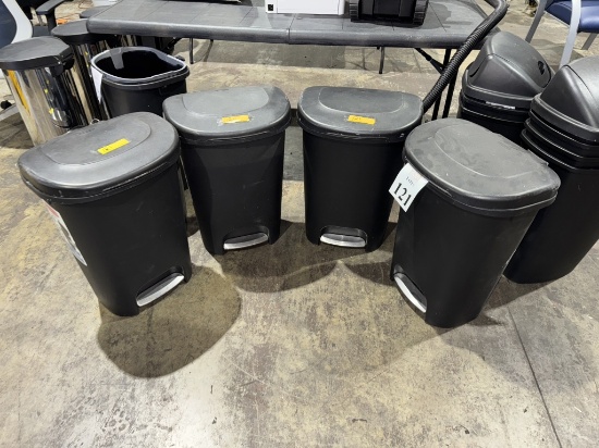 LOT CONSISTING OF (4) RUBBERMAID STEP ON PEDAL