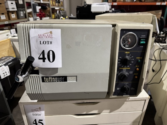 TUTTNAUER TABLE AUTOCLAVE (MODEL UNKNOWN)