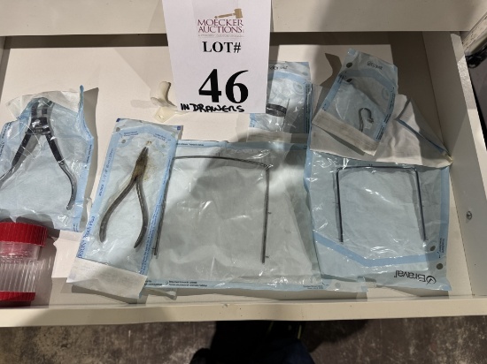 LOT CONSISTING OF ASSORTED DENTIST TOOLS