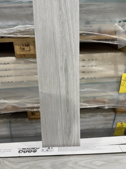 PALLET OF ACERO BIANCO =SQ FT 490