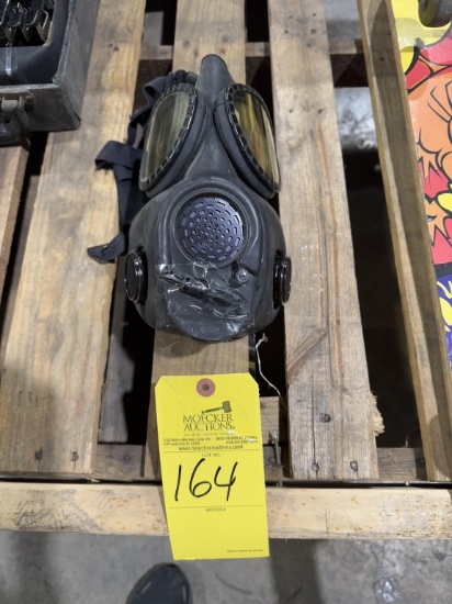 GAS MASK