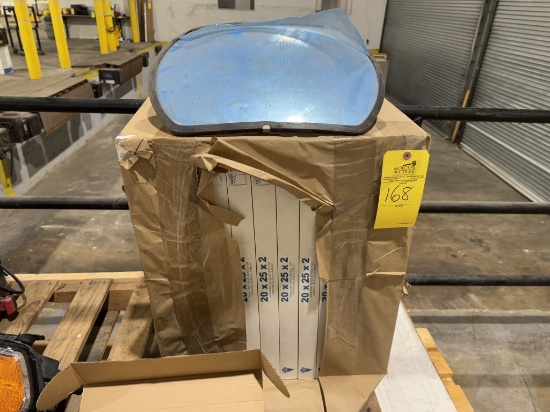 LOT OF AIR FILTERS, SIZE: 20 X 25 X 2 AND SAFETY
