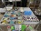 LOT CONSISTING OF ASSORTED WALL DÉCOR